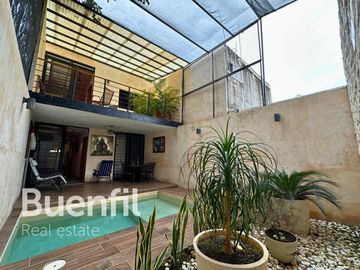Casa remodelada, amueblada y con piscina en Barrio de Guadalupe