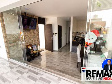 SE VENDE MUY AMPLIO DEPARTAMENTO DUPLEX EN LA VICTORIA