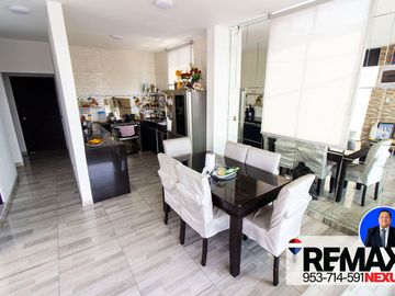 SE VENDE MUY AMPLIO DEPARTAMENTO DUPLEX EN LA VICTORIA