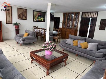 Casa comercial de venta en San Antonio de Ibarra
