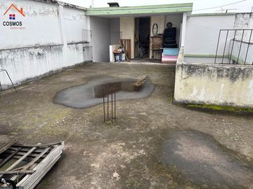 Casa comercial de venta en San Antonio de Ibarra