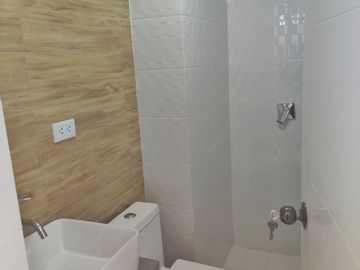 Bajó De Precio!!! Vive En Umacollo!!! Con Ascensor Cerca De La U.Catolica