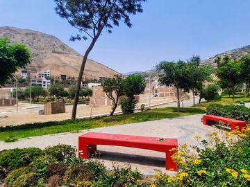 ¡Venta de Terreno frente a parque en San Antonio de Pachacamac!