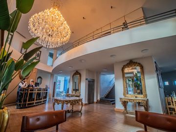 EN VENTA EL GRAN HOTEL VERSALLES DE PUERTO MONTT