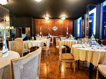EN VENTA EL GRAN HOTEL VERSALLES DE PUERTO MONTT
