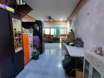 ทาวน์เฮาส์ ทำเลทอง เข้าออกได้ทั้งเกษตรนวมินทร์ และรามอินทรา เสนานิเวศน์โครงการ2