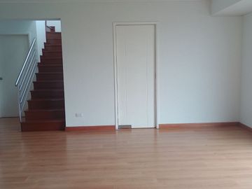 Departamento Dúplex En Venta En San Borja.