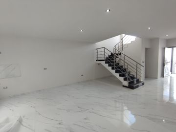 Rancho San Miguel-Casa en Venta