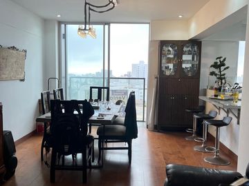 ¡EXCLUSIVO DÚPLEX CON PISCINA Y VISTA PANORÁMICA!