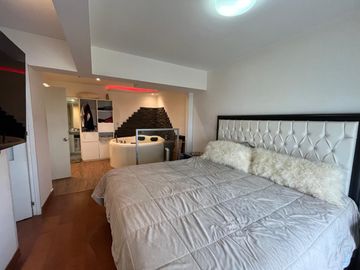¡EXCLUSIVO DÚPLEX CON PISCINA Y VISTA PANORÁMICA!
