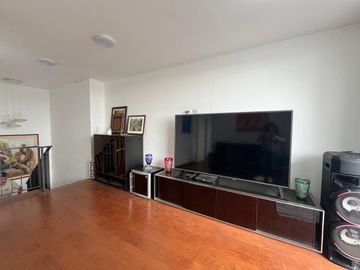 ¡EXCLUSIVO DÚPLEX CON PISCINA Y VISTA PANORÁMICA!