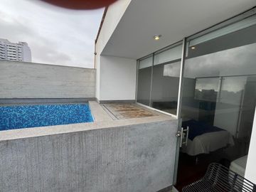 ¡EXCLUSIVO DÚPLEX CON PISCINA Y VISTA PANORÁMICA!