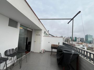 ¡EXCLUSIVO DÚPLEX CON PISCINA Y VISTA PANORÁMICA!