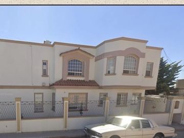SE VENDE HERMOSA CASA EN ENSENADA, OPORTUNIDAD DE INVERSIÓN