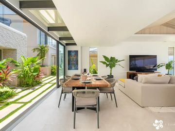 For Sale 6 bedrooms 5 Elements Villa