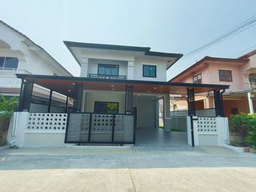 บ้านมือสอง  พร้อมอยู่ มีนบุรี คลองสามวา หมู่บ้านบุรีรมย์ ถนนเลียบคลองสอง 23  บ้านแฝด 2 ชั้น 3 นอน 2 น้ำ  พาชมบ้าน 081-440-----