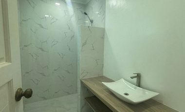 3BR Townhouse For Sale - Loyola Grand Mansion