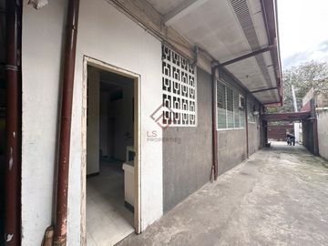 FOR SALE Fixer Upper Old House and Lot in Brgy Don Manuel Quezon City - SH101