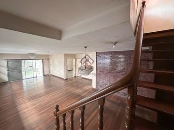 FOR SALE Fixer Upper Old House and Lot in Brgy Don Manuel Quezon City - SH101