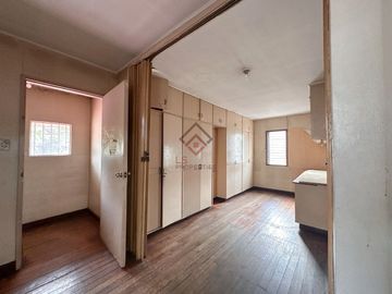 FOR SALE Fixer Upper Old House and Lot in Brgy Don Manuel Quezon City - SH101