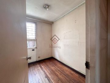 FOR SALE Fixer Upper Old House and Lot in Brgy Don Manuel Quezon City - SH101