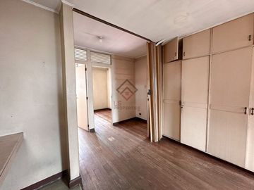 FOR SALE Fixer Upper Old House and Lot in Brgy Don Manuel Quezon City - SH101