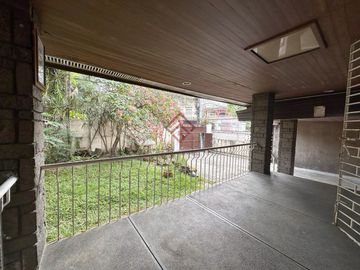 FOR SALE Fixer Upper Old House and Lot in Brgy Don Manuel Quezon City - SH101