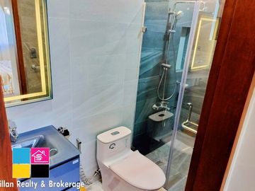 Overlooking Furnished House with Swimming Pool in Talisay Cebu