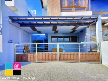 Overlooking Furnished House with Swimming Pool in Talisay Cebu