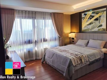 Overlooking Furnished House with Swimming Pool in Talisay Cebu