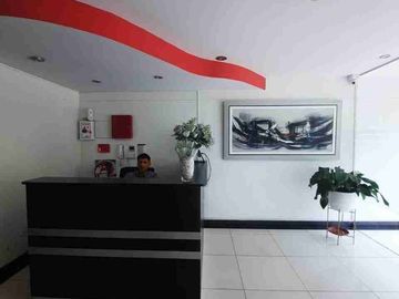 VENDO DEPARTAMENTO DÚPLEX. REMODELADO. IMPECABLE. FRENTE A PARQUE – SAN BORJA