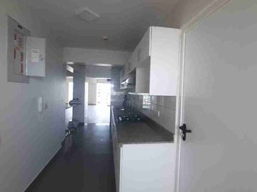 VENDO DEPARTAMENTO DÚPLEX. REMODELADO. IMPECABLE. FRENTE A PARQUE – SAN BORJA