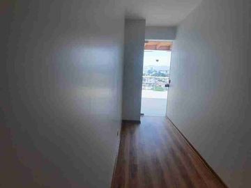 VENDO DEPARTAMENTO DÚPLEX. REMODELADO. IMPECABLE. FRENTE A PARQUE – SAN BORJA