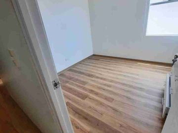 VENDO DEPARTAMENTO DÚPLEX. REMODELADO. IMPECABLE. FRENTE A PARQUE – SAN BORJA