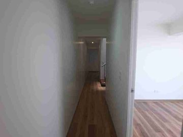 VENDO DEPARTAMENTO DÚPLEX. REMODELADO. IMPECABLE. FRENTE A PARQUE – SAN BORJA