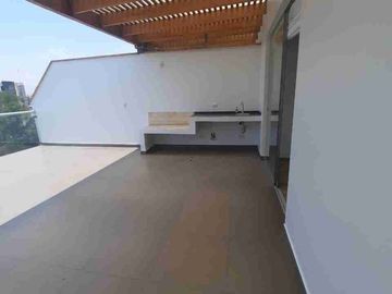 VENDO DEPARTAMENTO DÚPLEX. REMODELADO. IMPECABLE. FRENTE A PARQUE – SAN BORJA