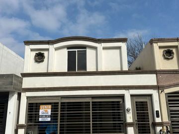 CASA EN VENTA CERRADAS DE ANAHUAC