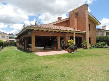 VENDO CASA CAMPESTRE EN PARCELACION LLANO GRANDE