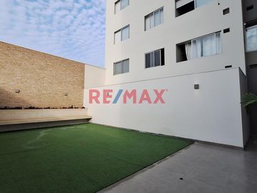 Se Vende Departamento Frente Al Mar En San Miguel Con Cochera