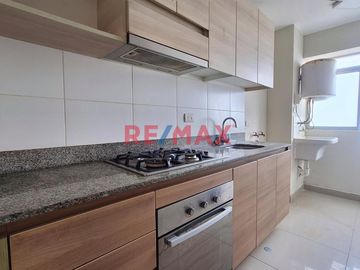Se Vende Departamento Frente Al Mar En San Miguel Con Cochera