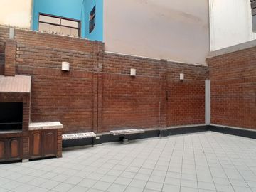 SE VENDE LINDA CASA EN LA MOLINA