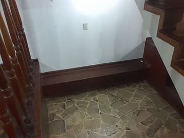 SE VENDE LINDA CASA EN LA MOLINA