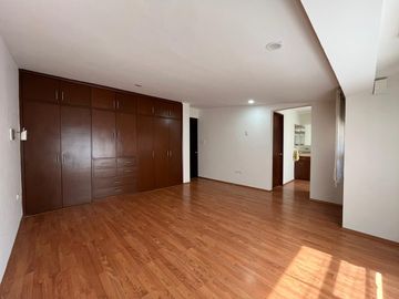 Casa en Venta 4 recámaras zona La Paz, Puebla