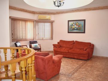 Venta de casa en Villa Hermosa 108