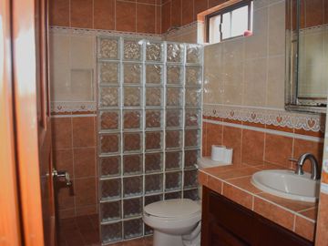Venta de casa en Villa Hermosa 108