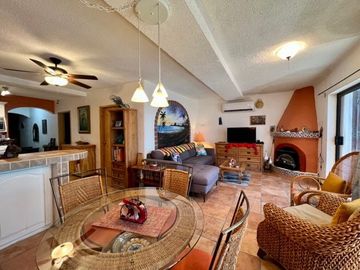Venta de casa en 105 Conquistador I