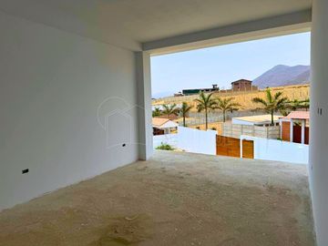 SE VENDE CASA DE CAMPO EN HUAROCHIRÍ LIMITE CON PACHACAMAC