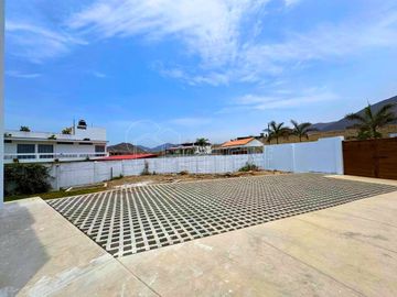 SE VENDE CASA DE CAMPO EN HUAROCHIRÍ LIMITE CON PACHACAMAC