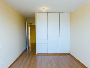 Departamento En Barrio Médico Con Vista Al Parque