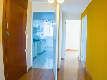 Departamento En Barrio Médico Con Vista Al Parque
